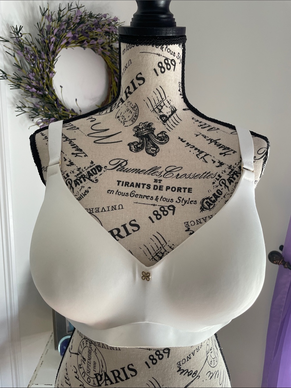 Honeylove Seamless Wireless Bra NWOT in White 42C